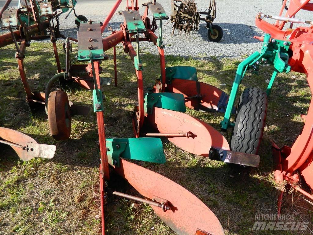 Kverneland 3 Обычные плуги