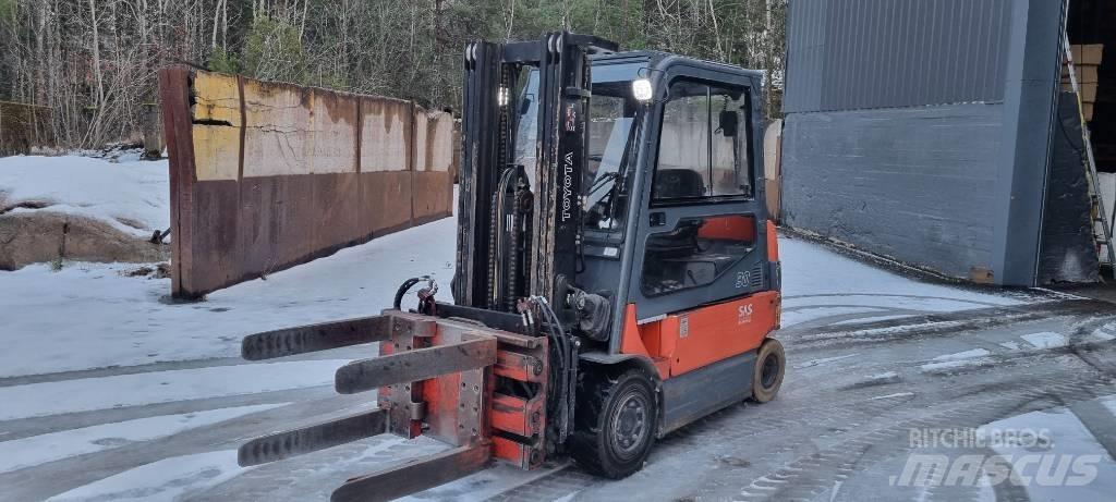 Toyota 7 FBMF 30 Электропогрузчики