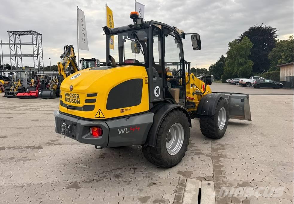 Wacker Neuson WL 44 Фронтальные погрузчики