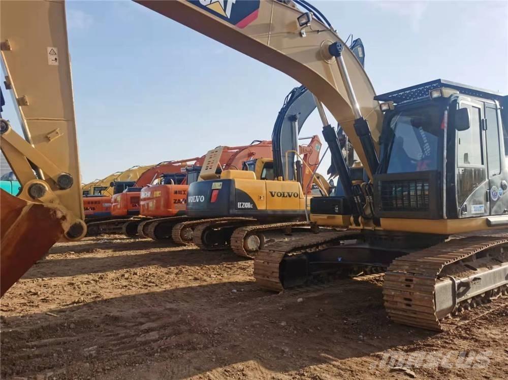 CAT 326D2 Гусеничные экскаваторы