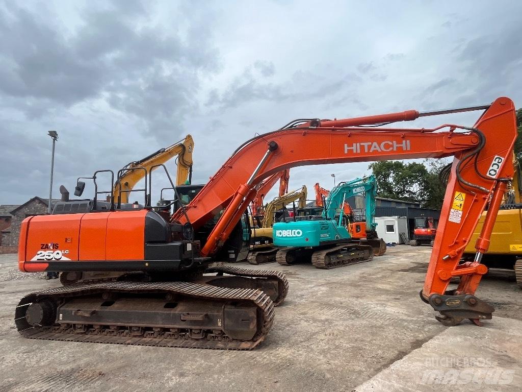 Hitachi ZX 250 LC-6 Гусеничные экскаваторы
