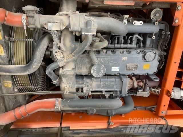 Doosan DX 225 LC-3 Гусеничные экскаваторы