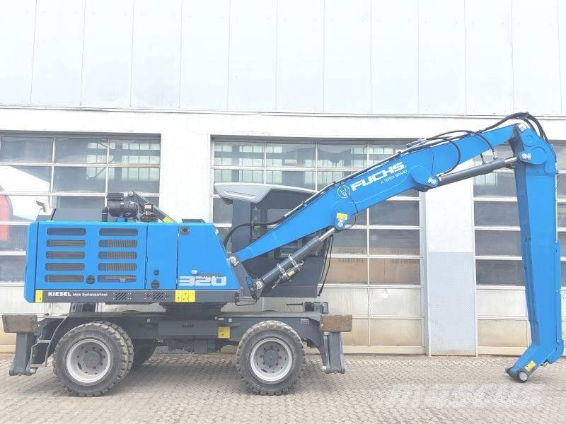 Fuchs MHL 320 F Перегружатели металлолома/промышленные погрузчики
