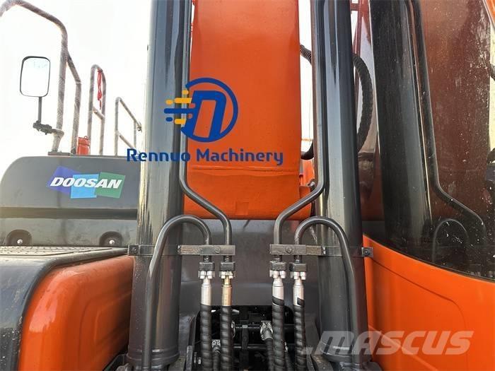 Doosan DX 300LC-9C Гусеничные экскаваторы