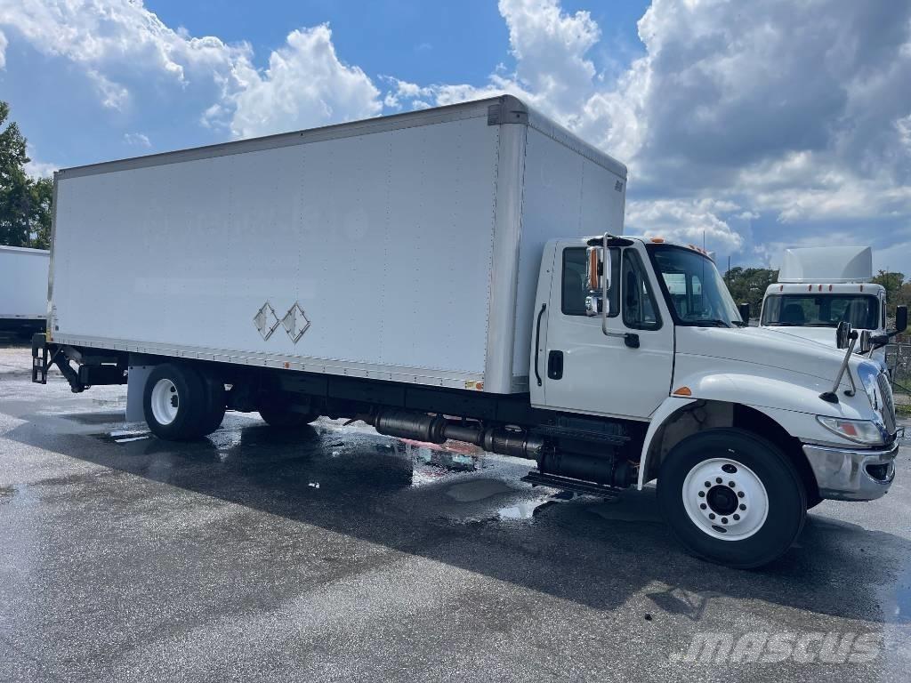 International 4300 Грузовики-Фургоны