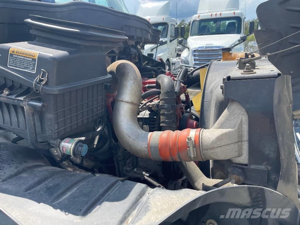 International 4300 Грузовики-Фургоны