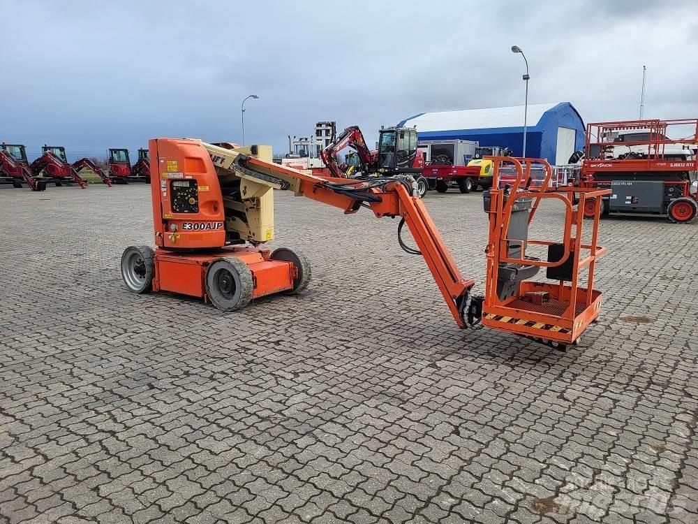 JLG E 300 AJP Коленчатые подъемники