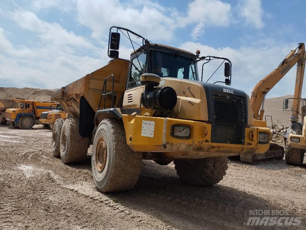 Bell B 40 D Шарнирно-сочленённые самосвалы