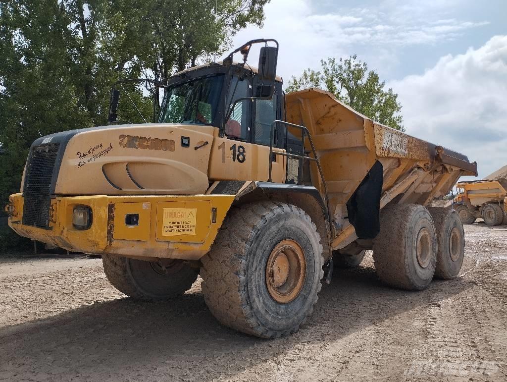 Bell B 40 D Шарнирно-сочленённые самосвалы
