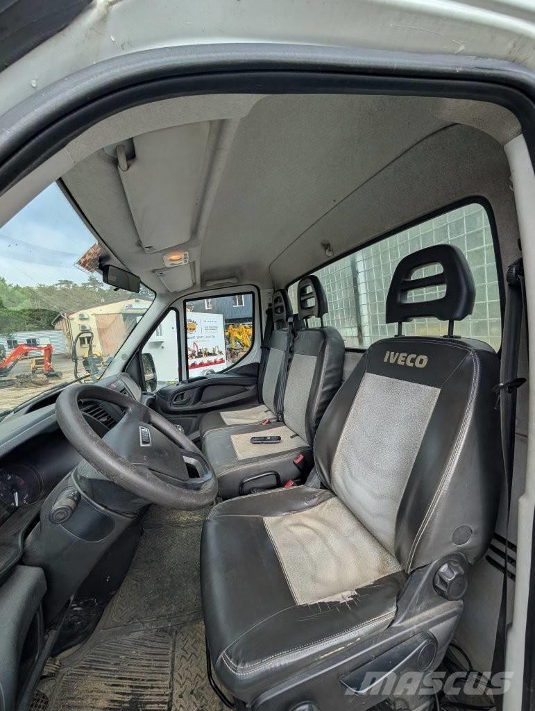 Iveco 35-12 Бортовые фургоны