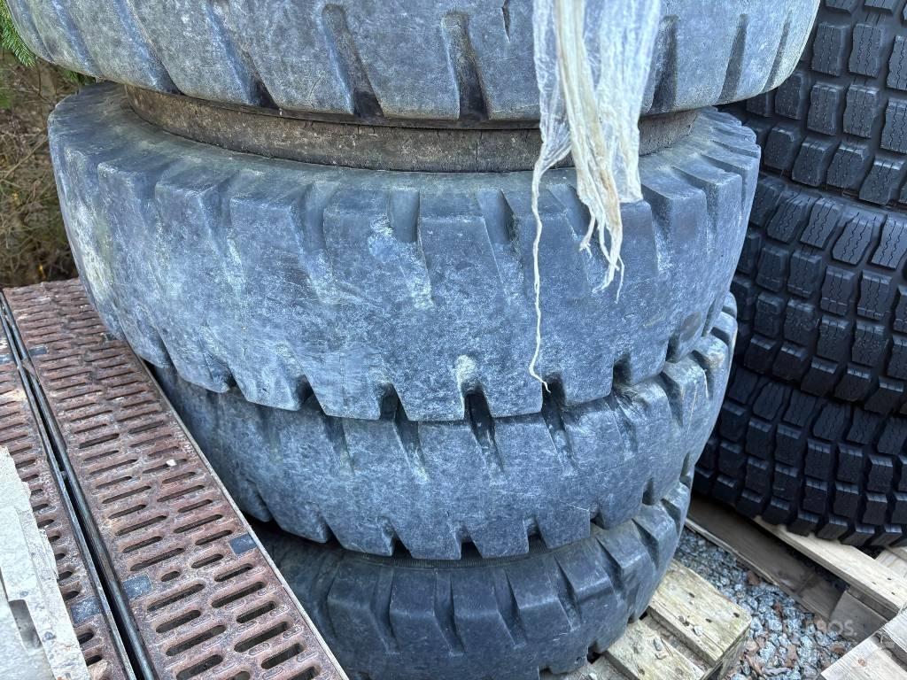 Hitachi ZX 140 W-5B Колёсные экскаваторы