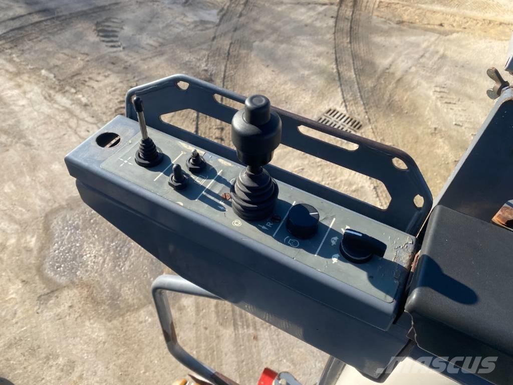 Wirtgen W 130 F Дорожные фрезы