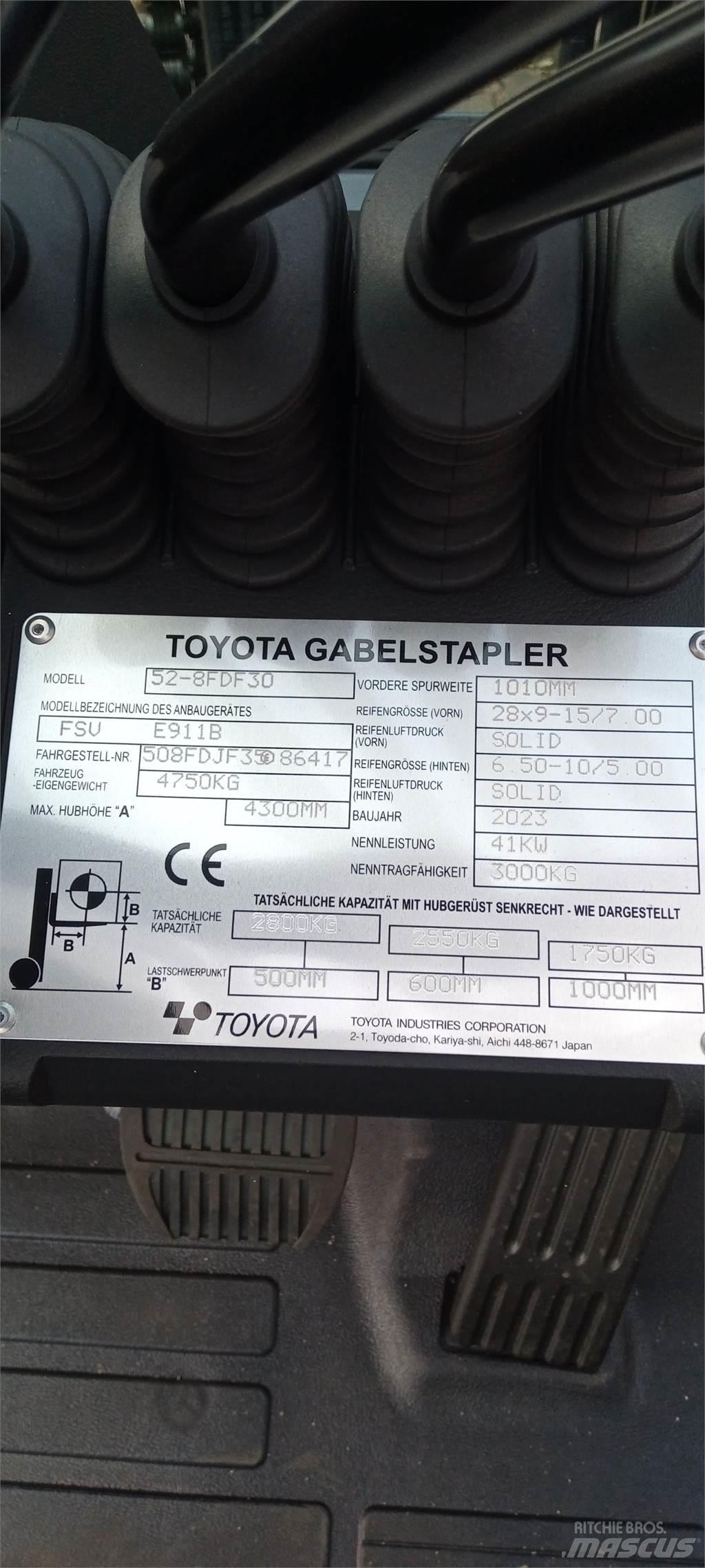Toyota 52-8FDF30 Дизельные погрузчики