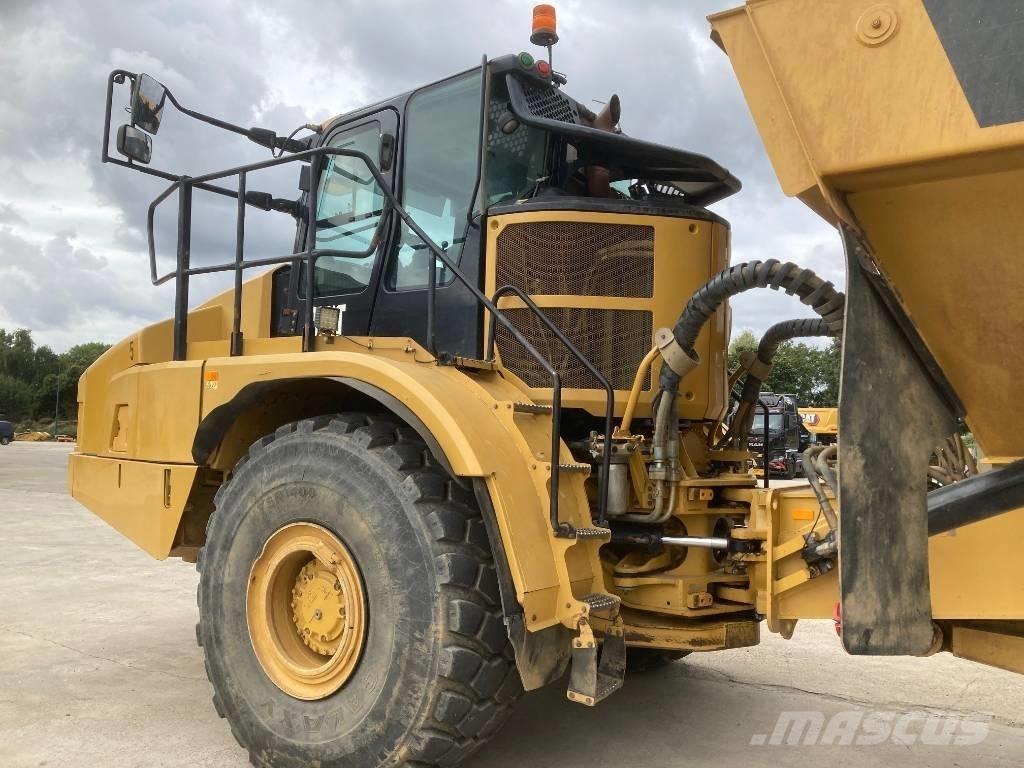 CAT 745 Шарнирно-сочленённые самосвалы