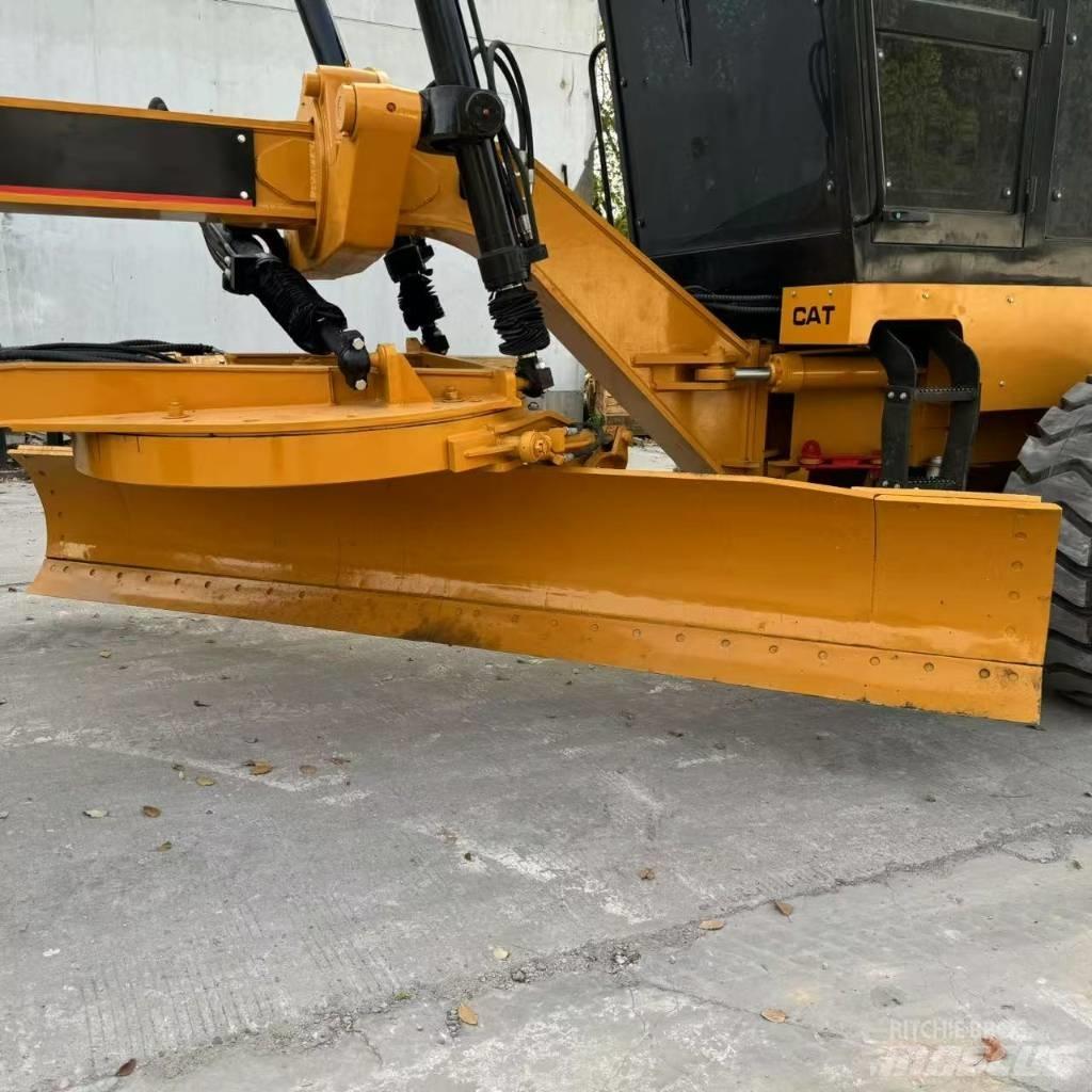 CAT 140 G Грейдеры