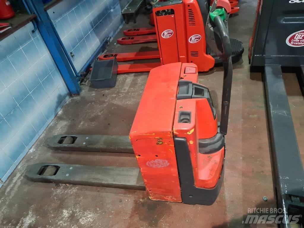 Jungheinrich EJE120 Ручные электрические тележки
