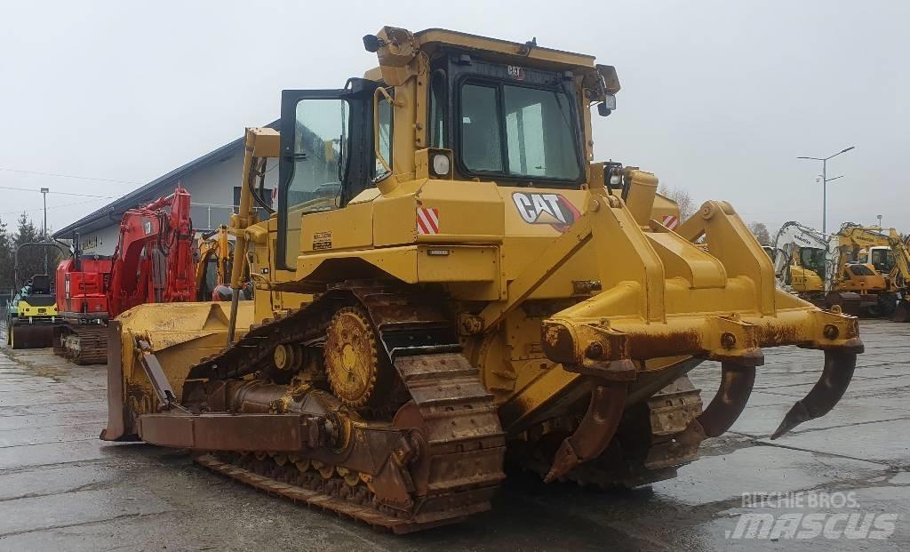 CAT D 6 T XL Гусеничные бульдозеры