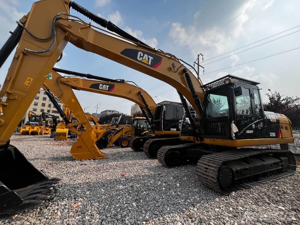 CAT 320 D Гусеничные экскаваторы