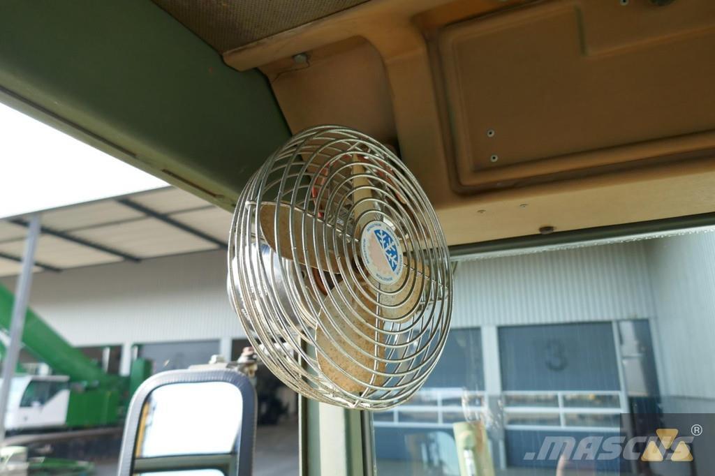 CAT 130G Ex-army Грейдеры