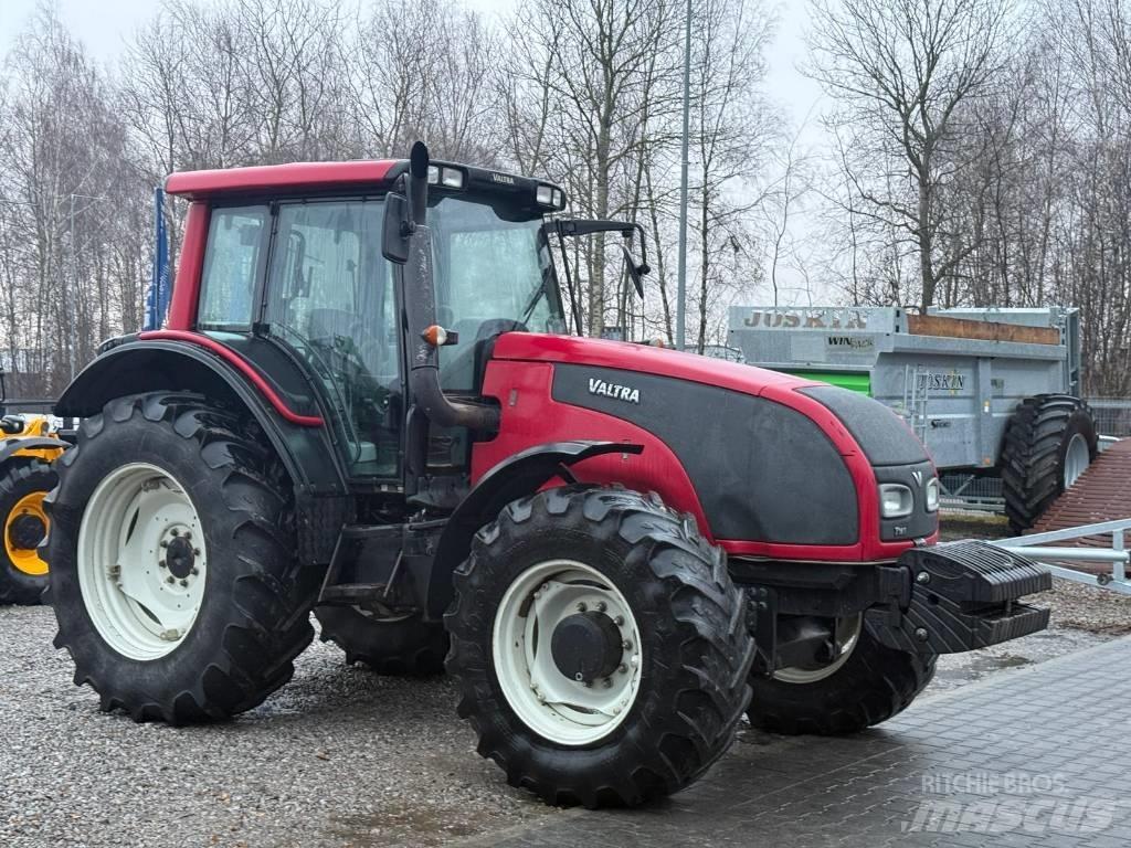 Valtra T 161 Трактора