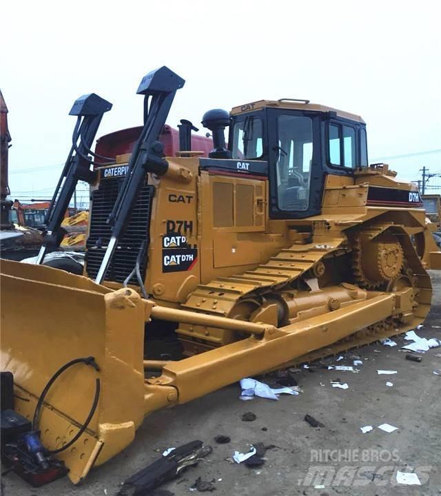 CAT D7H Гусеничные бульдозеры