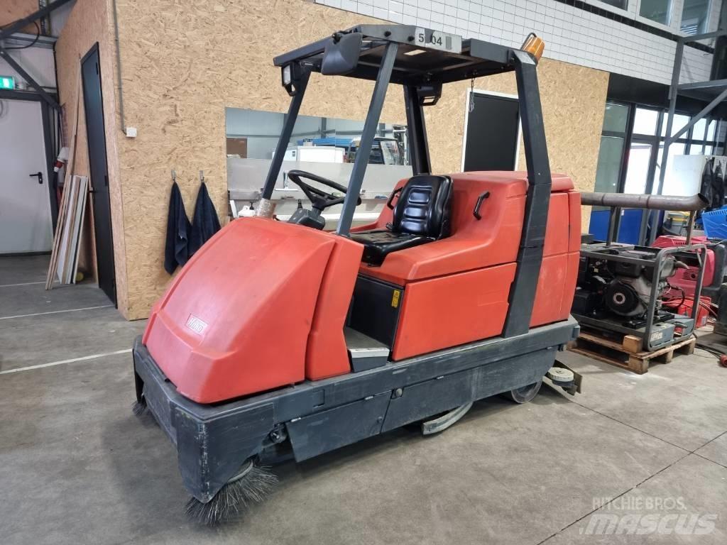 Hako Jonas B1100 Вакуумные уборочные машины