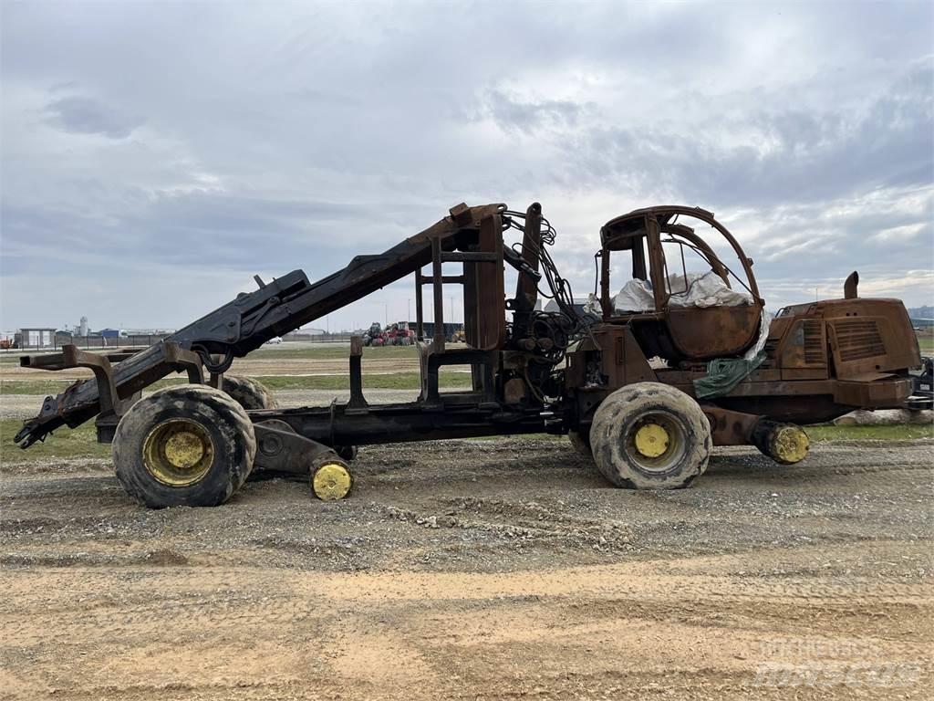 John Deere 1210E Форвардеры