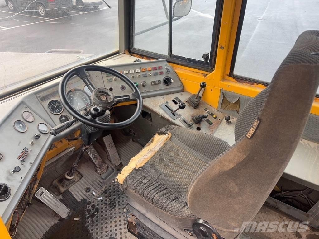 Volvo A 25 C 6x6 Шарнирно-сочленённые самосвалы