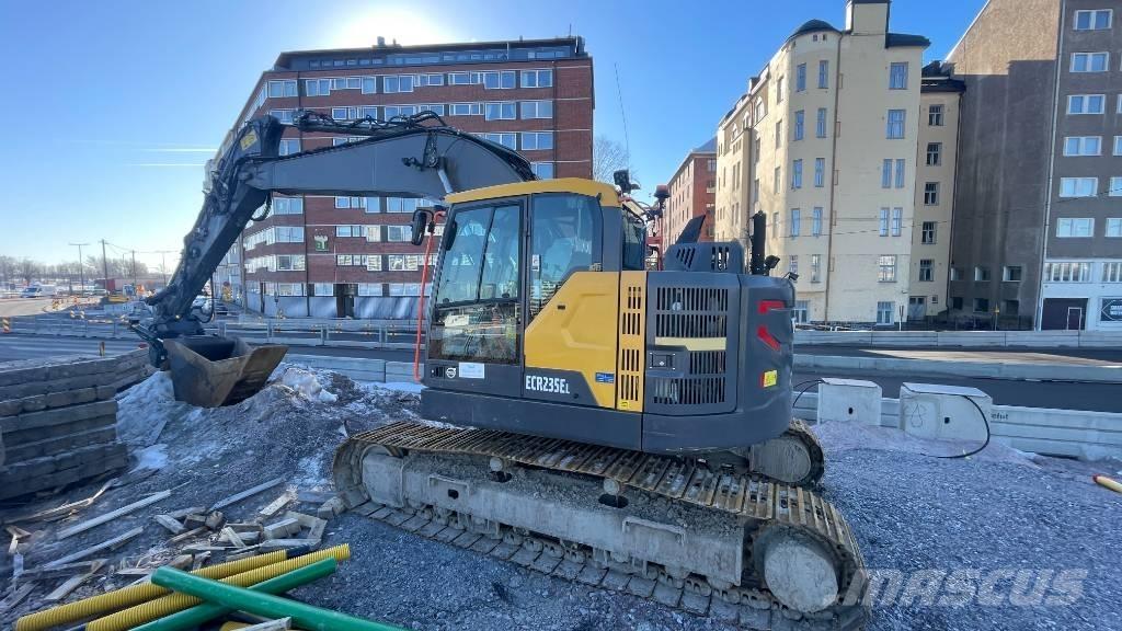 Volvo ECR235EL Гусеничные экскаваторы