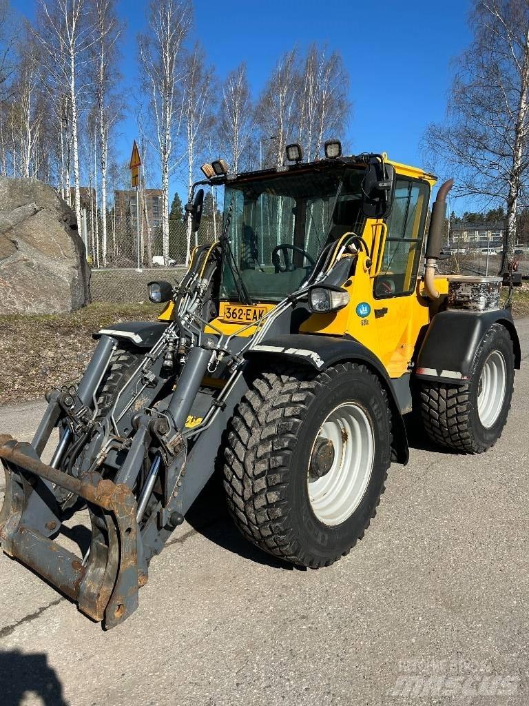 Wille 625C Коммунальные тракторы