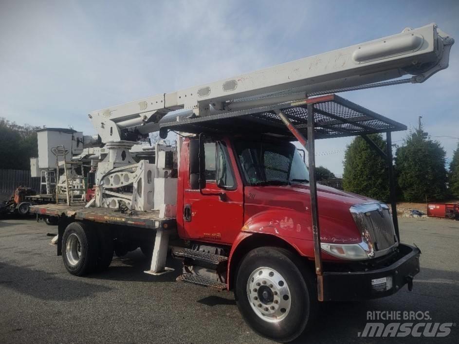 International 4300 Автовышки