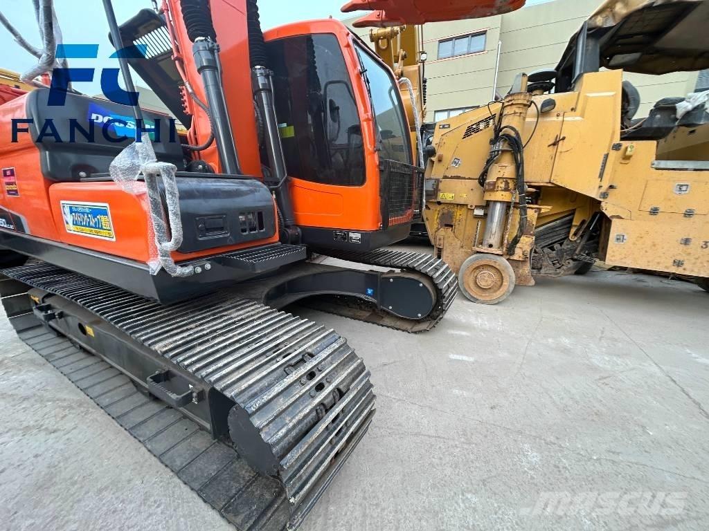 Doosan dx150 Гусеничные экскаваторы