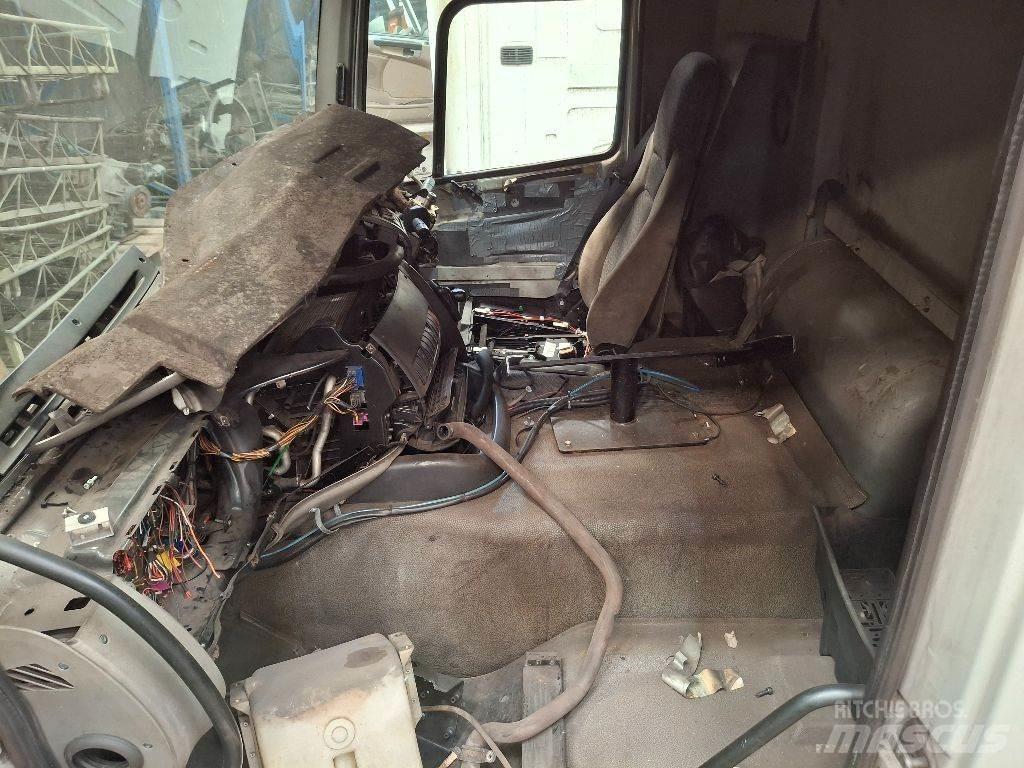 DAF CF 85.360 Кабины