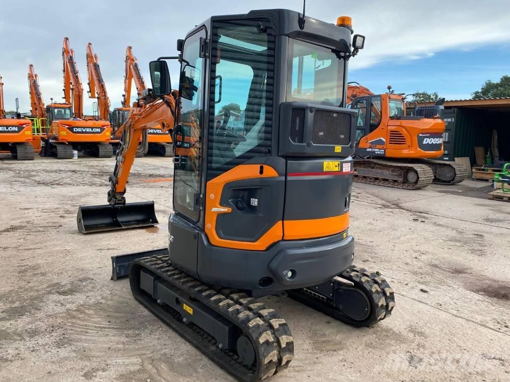 Develon DX 27 Z-7 Мини-экскаваторы