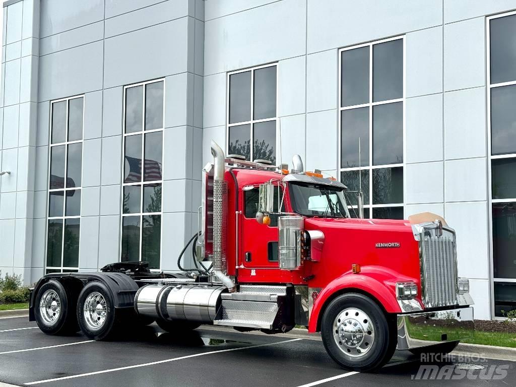 Kenworth W900 Седельные тягачи