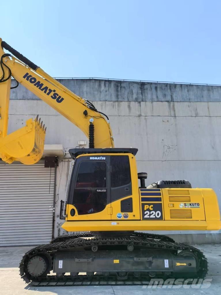 Komatsu PC 220-8 Гусеничные экскаваторы
