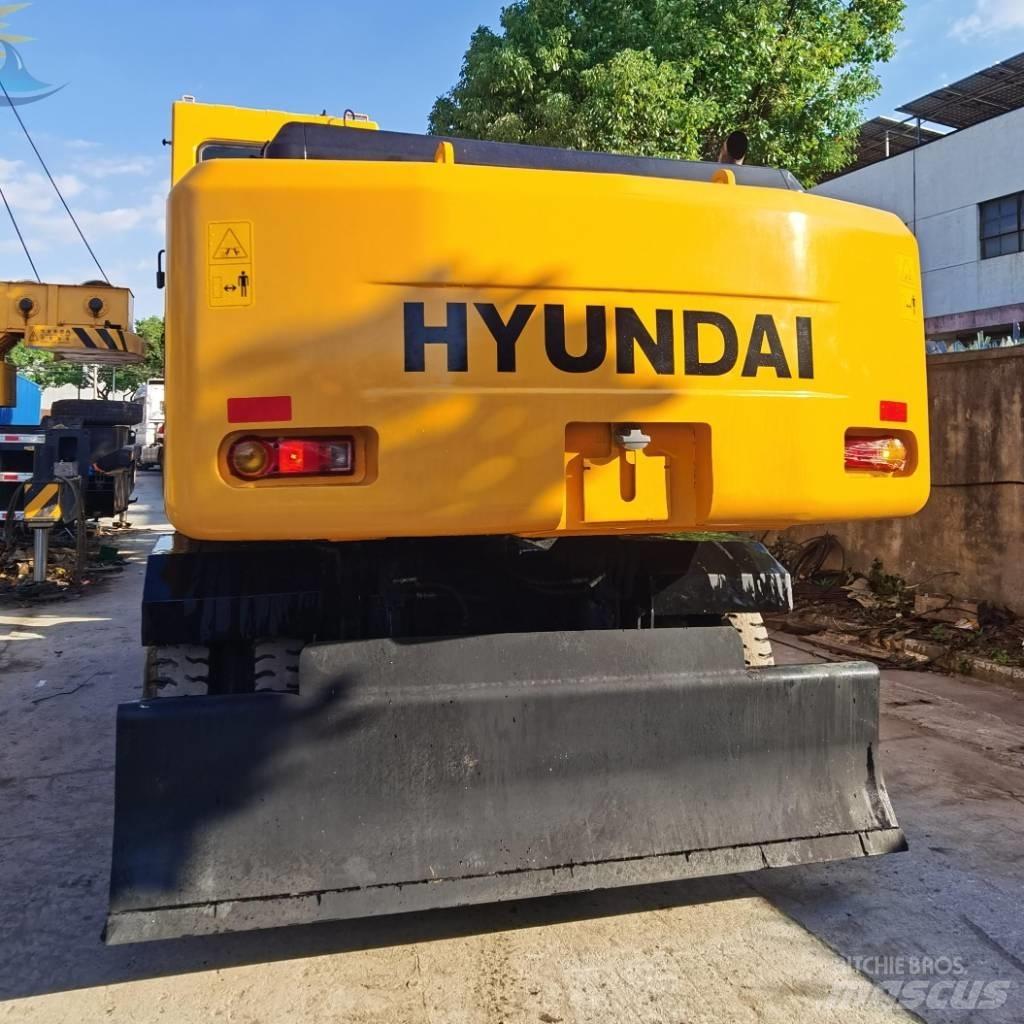 Hyundai R 210W-7 Колёсные экскаваторы