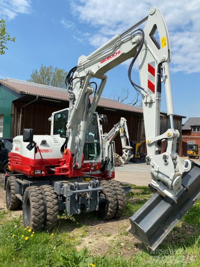 Takeuchi TB295W Колёсные экскаваторы