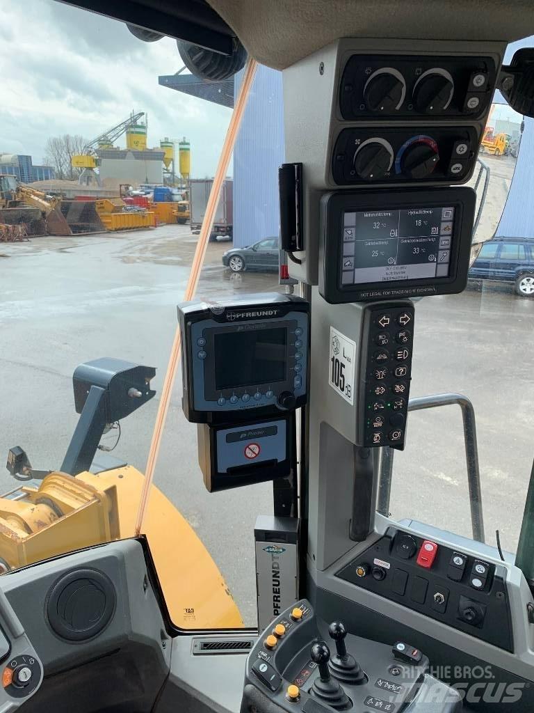 CAT 966 M XE Фронтальные погрузчики