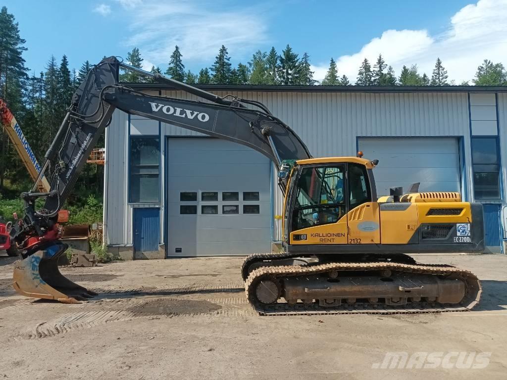 Volvo EC 220 DL Гусеничные экскаваторы