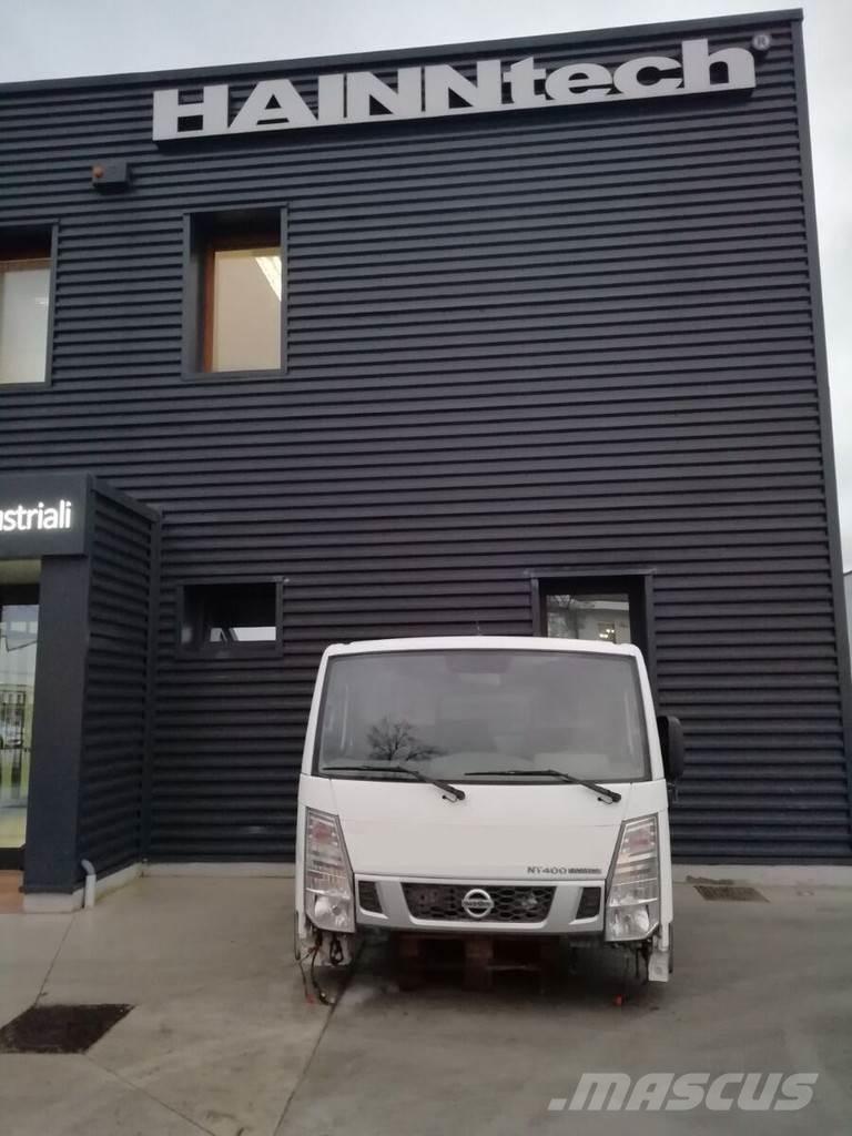 Nissan NT 400 Кабины