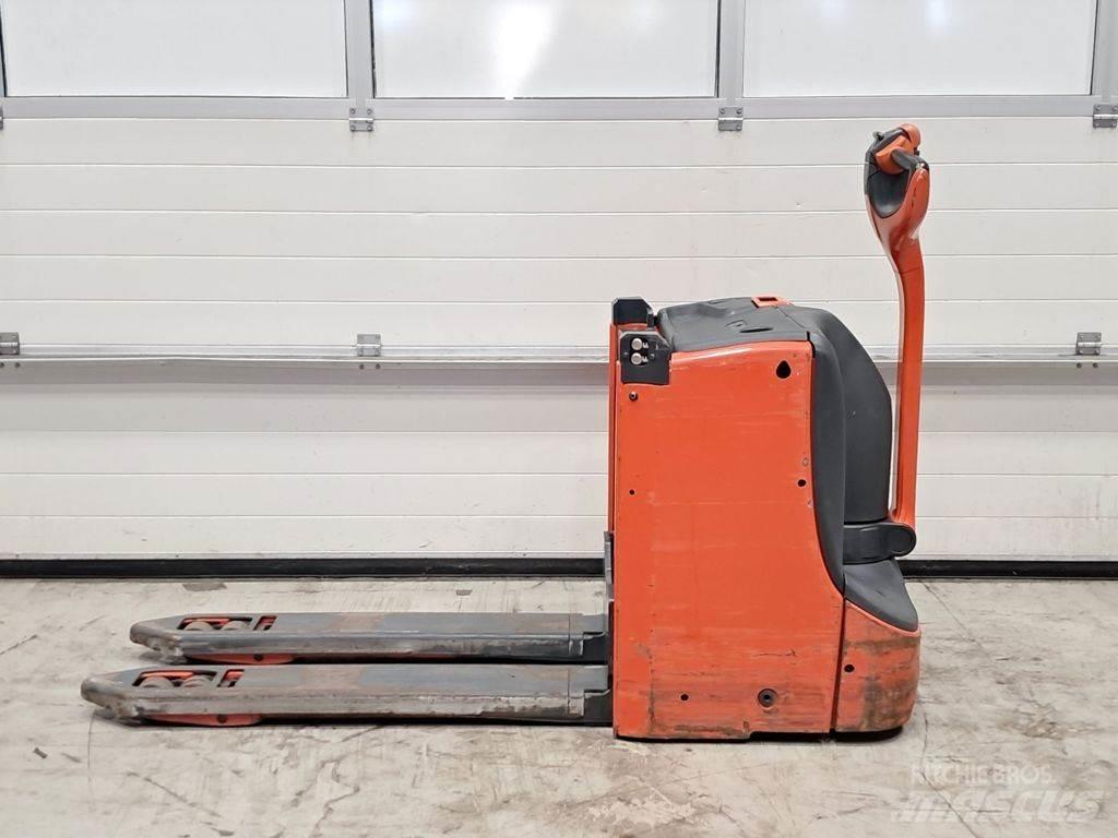 Linde T16L Ручные гидравлические тележки