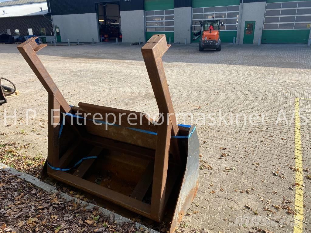 Hitachi ZW 75-6 Фронтальные погрузчики