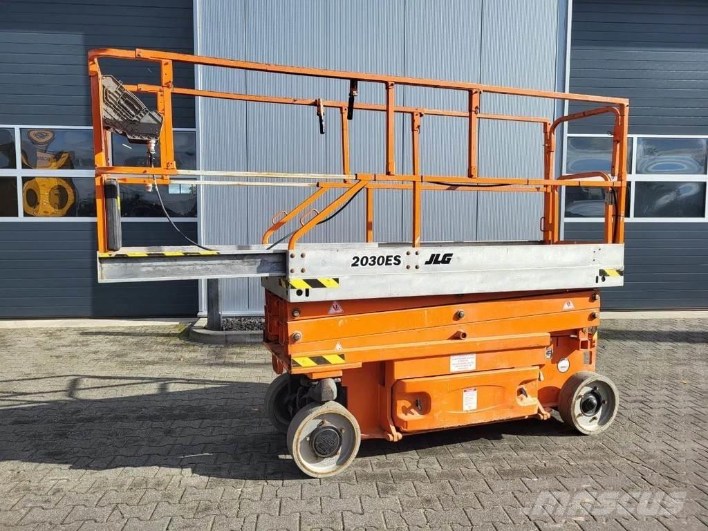 JLG 2030ES Ножничные подъемники