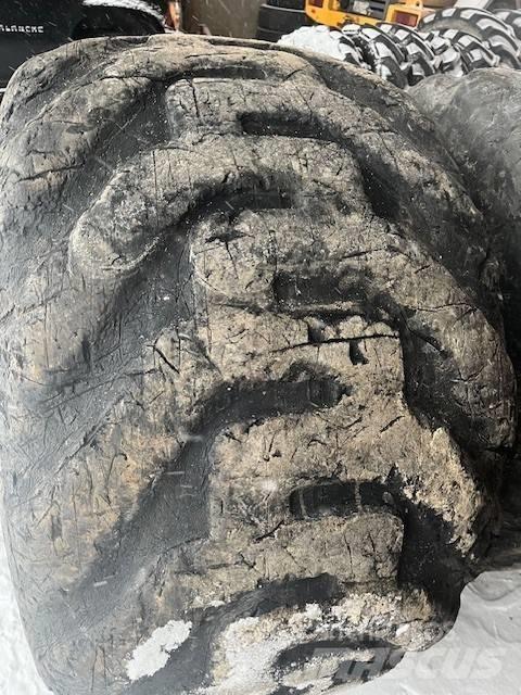 Nokian 710/45-26,5 Шины и колёса
