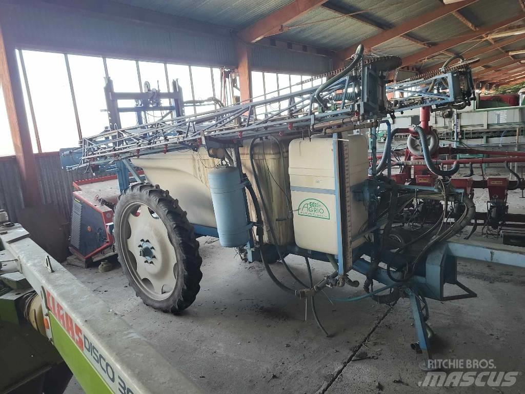 Agrio Napa 2500 Прицепные опрыскиватели
