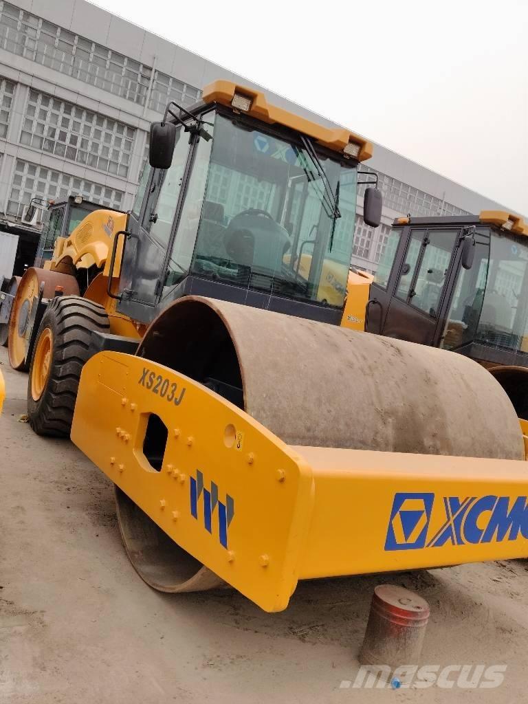 XCMG XS203J Грунтовые катки
