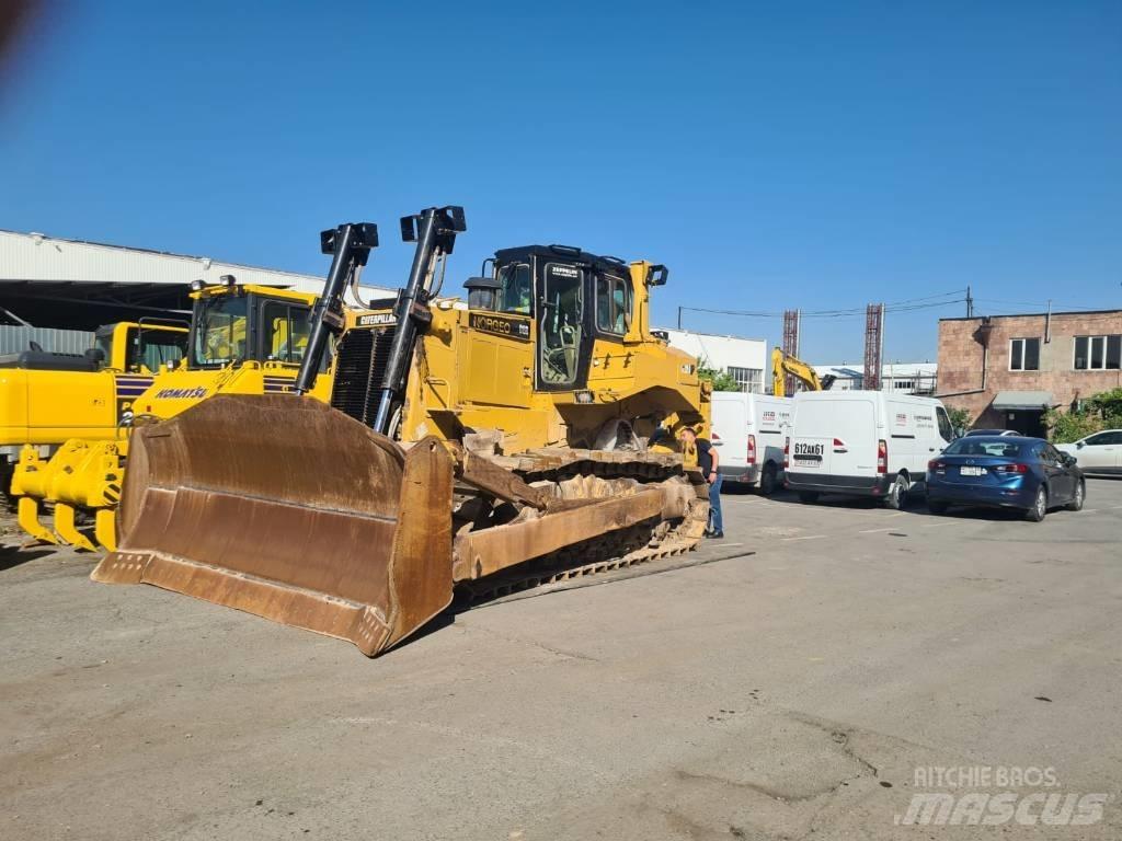 CAT D8R Гусеничные бульдозеры