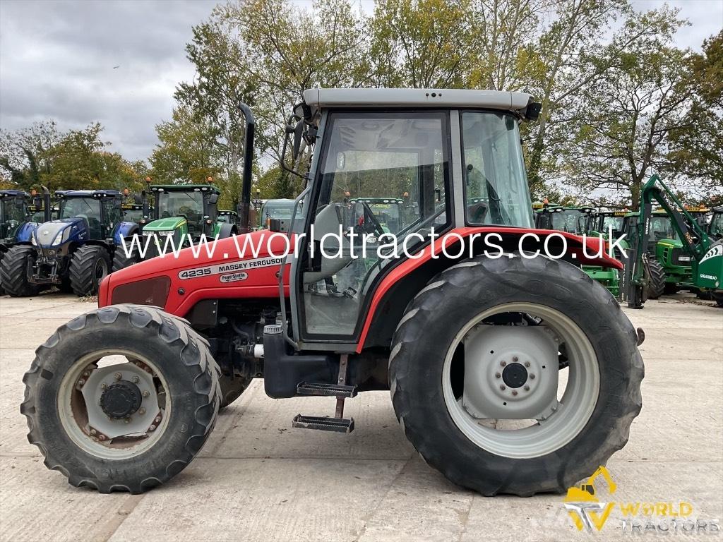 Massey Ferguson 4235 Трактора