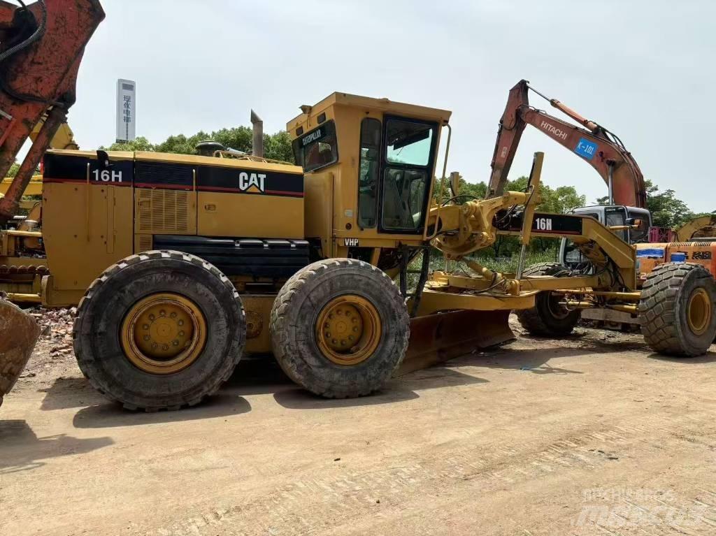 CAT 16h Грейдеры